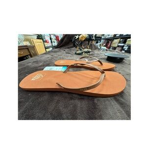 Reef Brown cushion Slim Flip Flops size 10